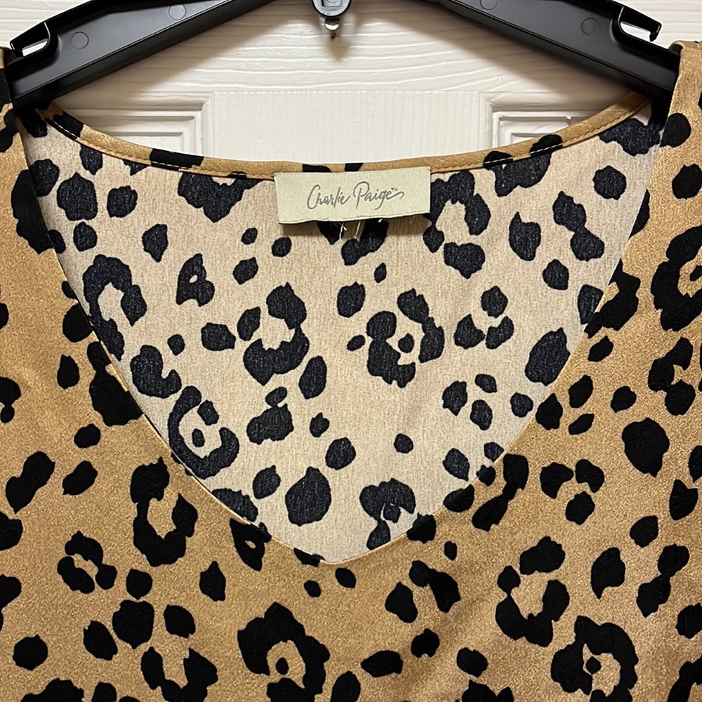 Dressy Leopard Print Blouse, Size L - Picture 4 of 6